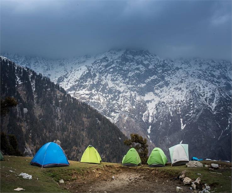 triund      